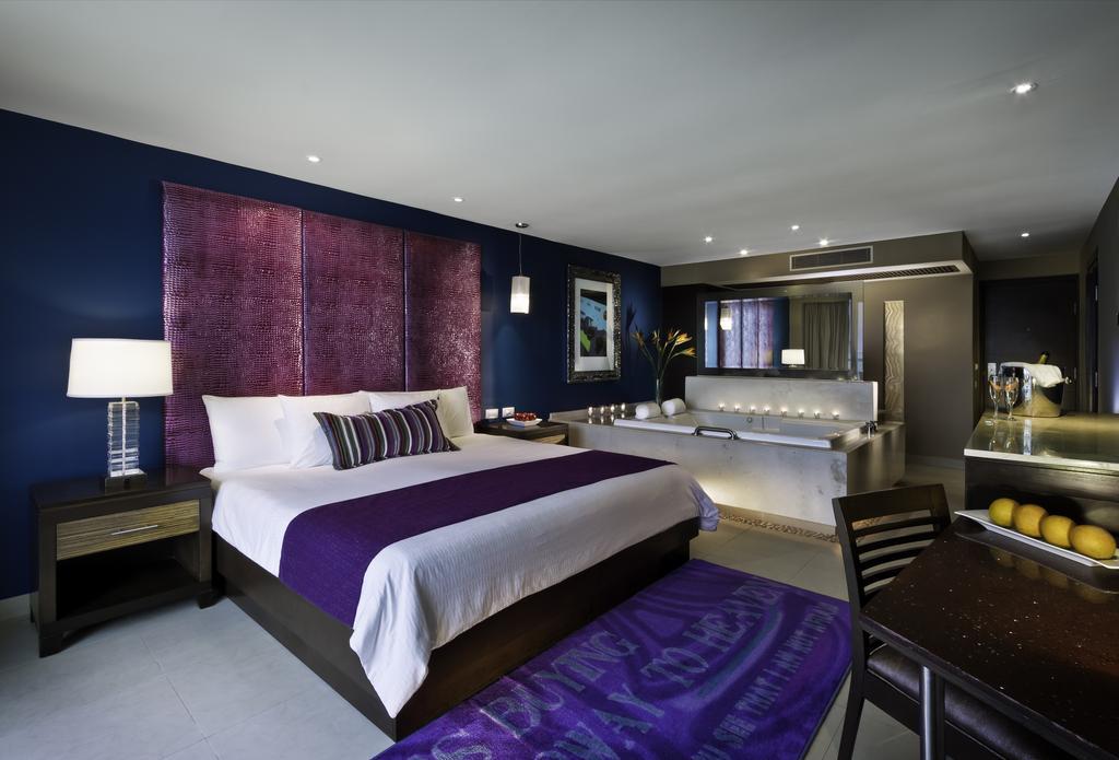 Habitación Clásica Diamond con cama extragrande y vistas al mar